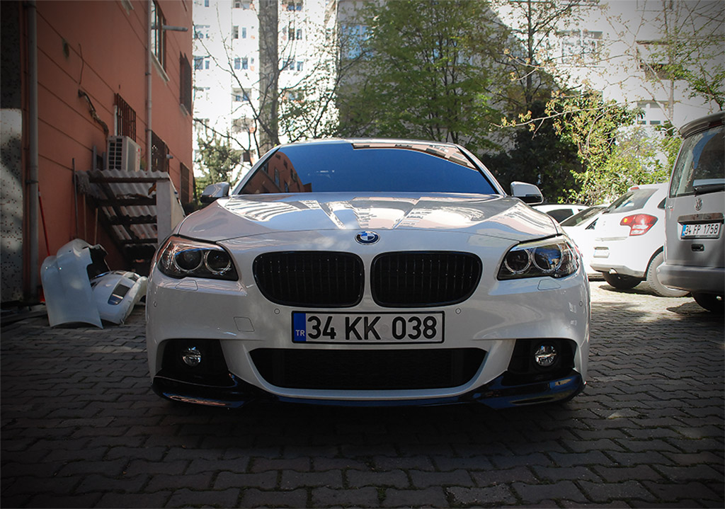 BMW F10 ///M PERFORMANCE resmi